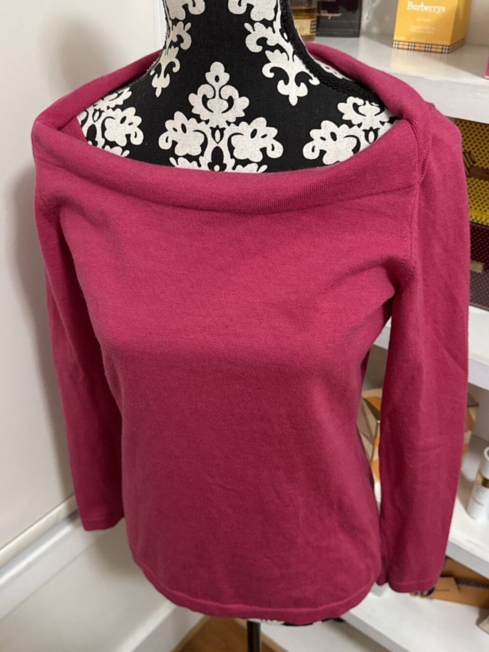 Banana Republic Sweater Pink Extra Fine Merino Wool Envelope Neckline Pullover M